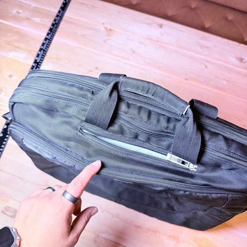 OGIO Black Ballistic Nylon Laptop Messenger Bag Briefcase Travel Office Case‎